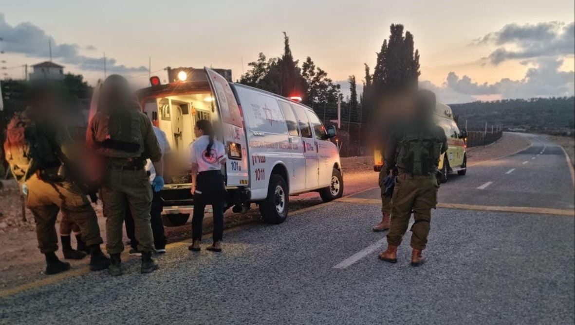 Двое ранены в ходе попытки теракта с наездом автомобиля в Израиле